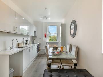 Cottage for 8 People in Paignton, Torbay, Photo 2