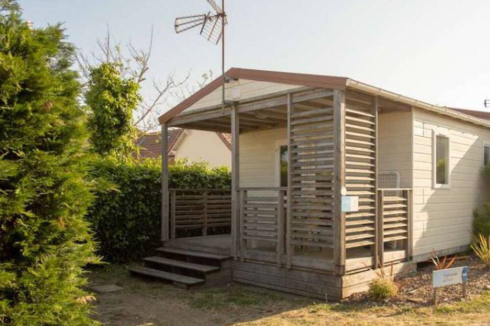 Chalet avec Terrasse - Cuisine équipée in Saint-Michel-Chef-Chef, Côte de Jade