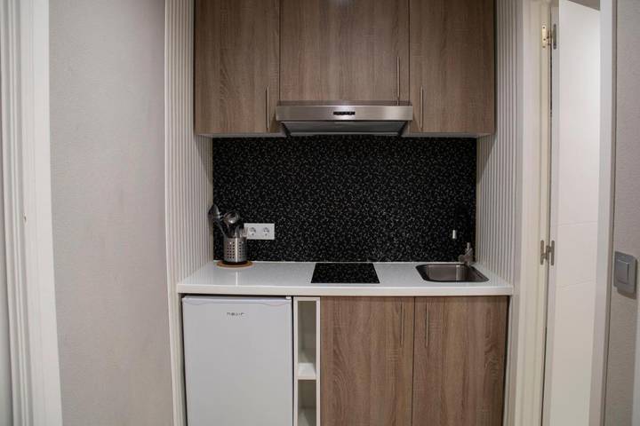 Hôtel pour 2 personnes, avec balcon, animaux acceptés à Sada - 4