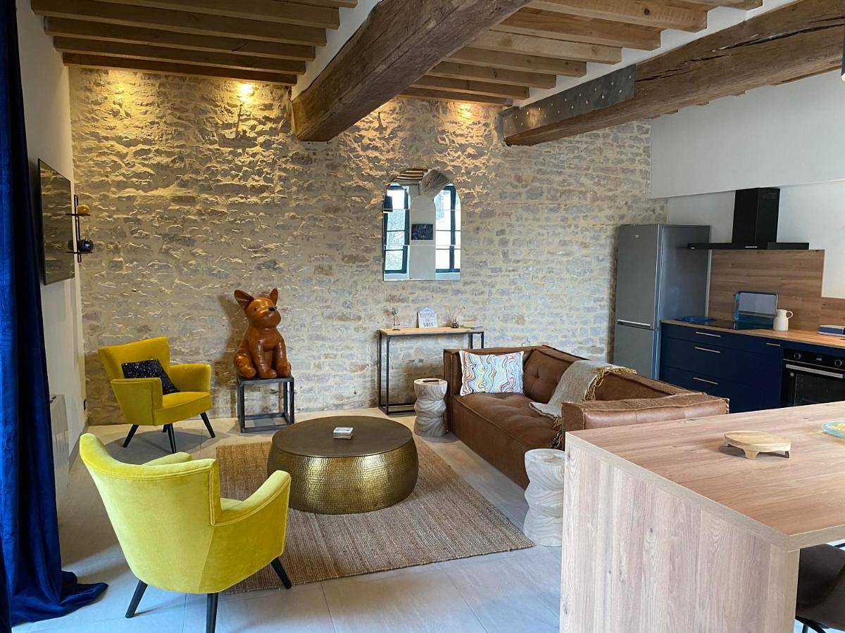 Appartement entier, Maison Authentique « Bleue Nuits » in Nuits-Saint-Georges, Région de Beaune