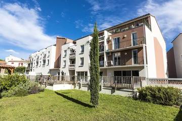 Gîte pour 2 personnes, avec terrasse à Gréoux-les-Bains