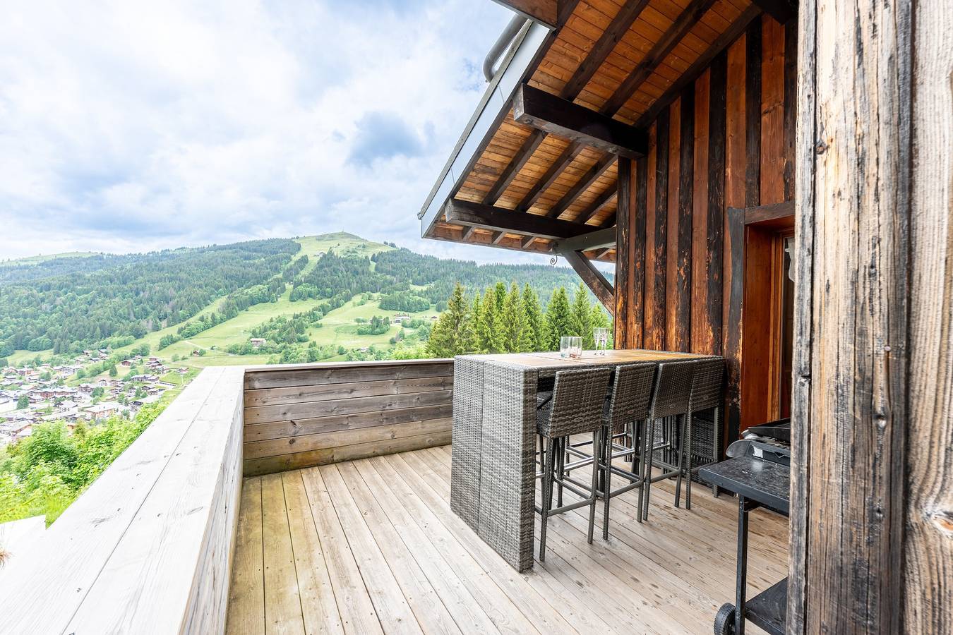 Chalet 'La Rose Des Vents' para 8-9 personas con vistas a la montaña y balcón in Les Gets, Les Portes du Soleil
