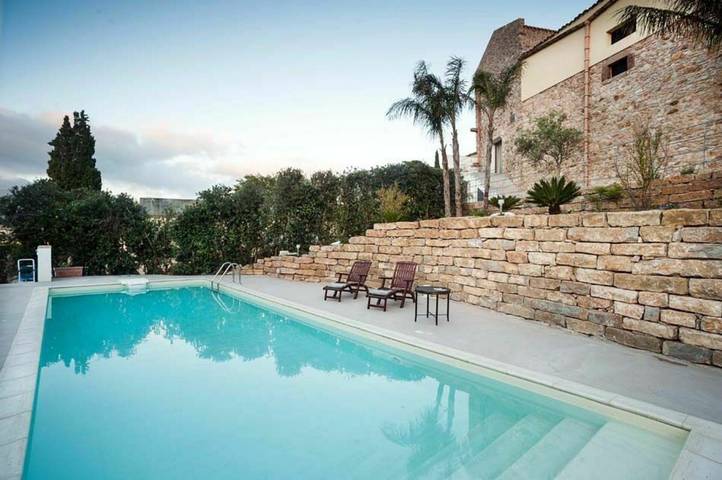 Apartamento vacacional entero, Apartamento de vacaciones para 6 personas con terraza in Buseto Palizzolo, Provincia de Trapani