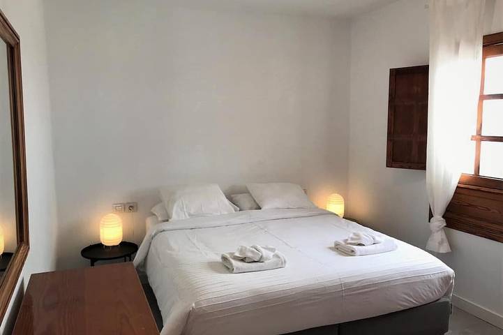 Apartamento entero, Impresionante apartamento de 2 dormitorios en primera linea in Puerto del Carmen, Lanzarote