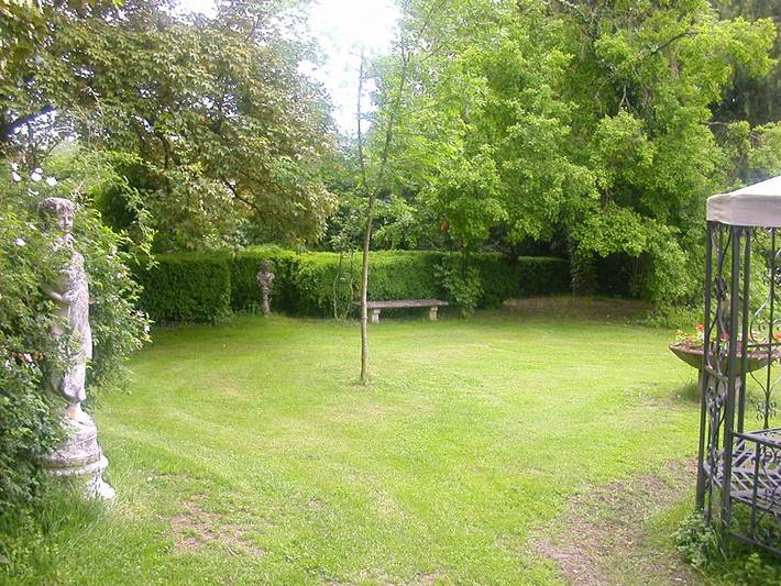 Location de vacances pour 3 personnes, avec jardin et piscine dans Verdun - 3