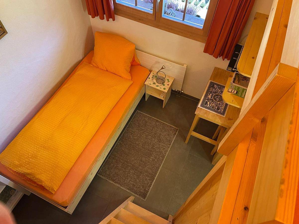Ganze Wohnung, Ferienwohnung für 13 Personen mit Terrasse in Gstaad, Saanen