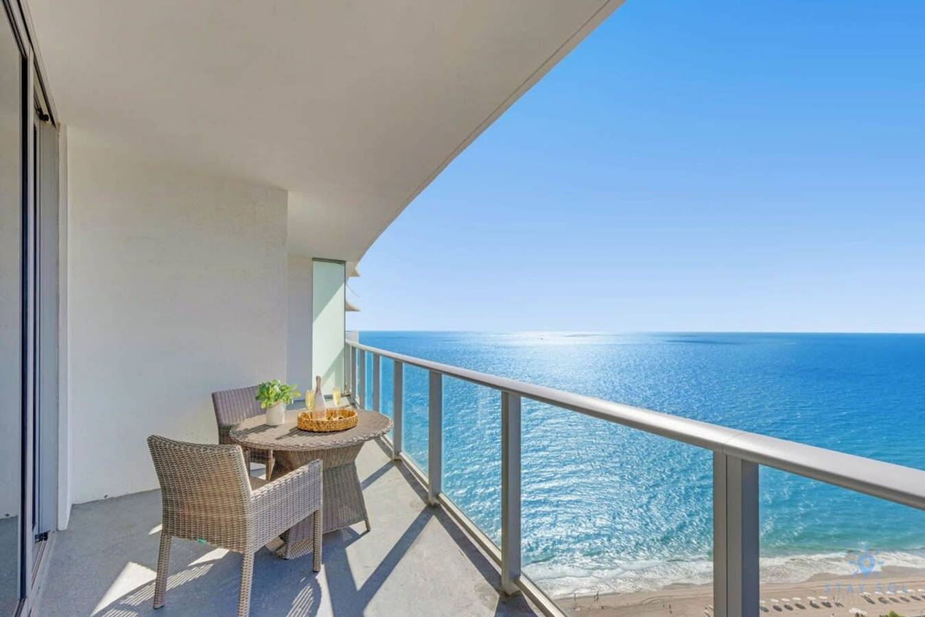 Apartamento entero, Insane Ocean View Balcony Beachfront Condo Pool in Hollywood Beach (FL), Hallandale Beach