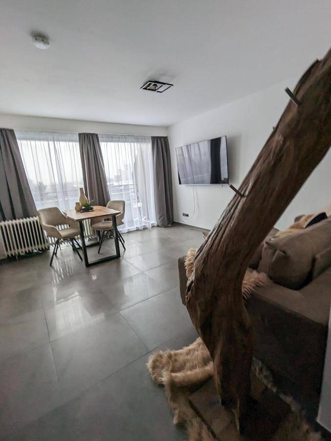 Ferienwohnung für 3 Personen, mit Balkon und Terrasse sowie Ausblick in Kornwestheim