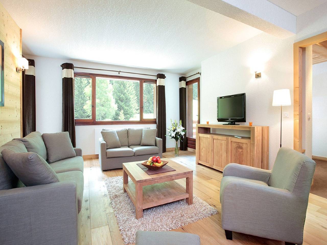 Entire apartment, Modern apartment in the authentic Savoyard mountain village in Vallorcine, Massif du Mont-Blanc