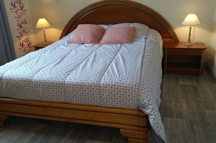 Location de vacances pour 7 personnes, avec jardin et terrasse, animaux acceptés dans Plage de Grève Blanche - 2