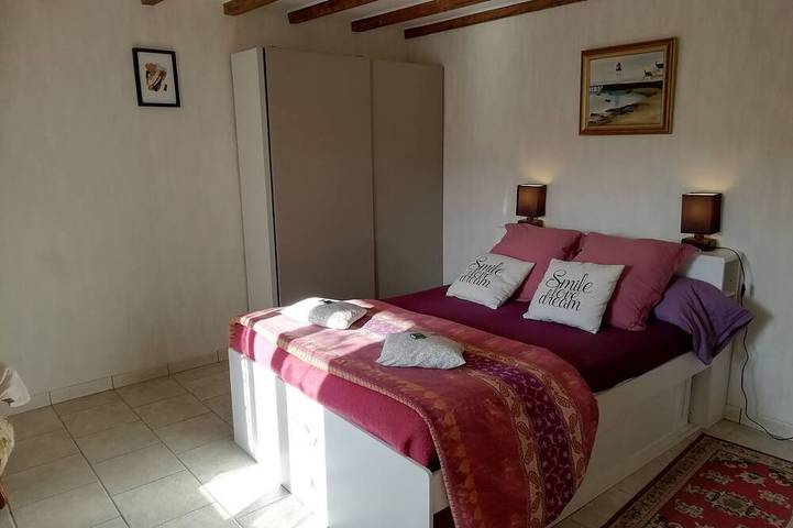 Gîte pour 3 personnes, avec jardin