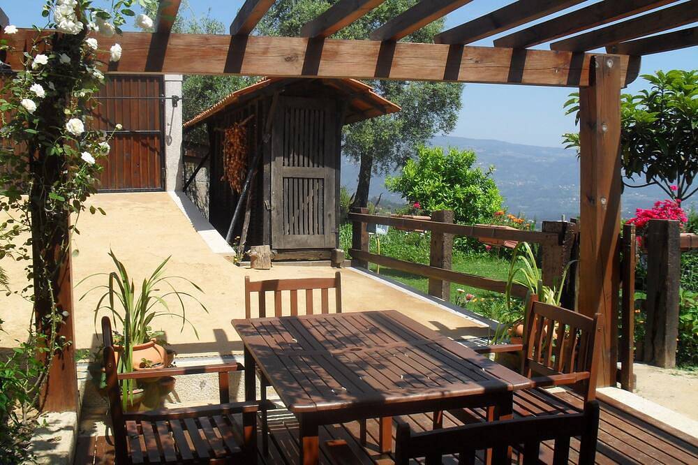 Casa de campo en Ponte De Lima con terraza privada in Gondufe, Distrito de Viana do Castelo