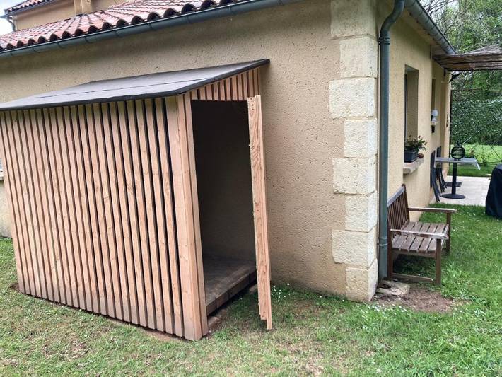 Location de vacances pour 2 personnes, avec Terrasse ainsi que Jardin et Piscine à Frayssinet-le-Gélat - 3