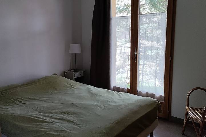 Gîte pour 3 personnes, avec jardin à Molines-en-Queyras - 2