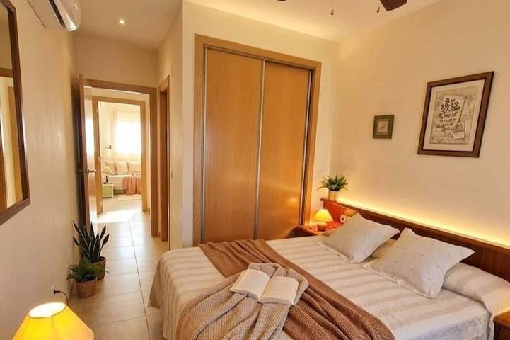 Appartement entier, Fully furnished vacation rental with Wi-Fi, 150 meters from Les Bovetes Beach in Platja de les Marines (El Palmar), El Palmar