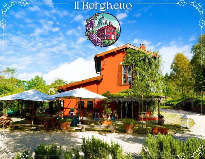 Villa con piscina per 10 persone, con giardino e idromassaggio nonché piscina a Roma