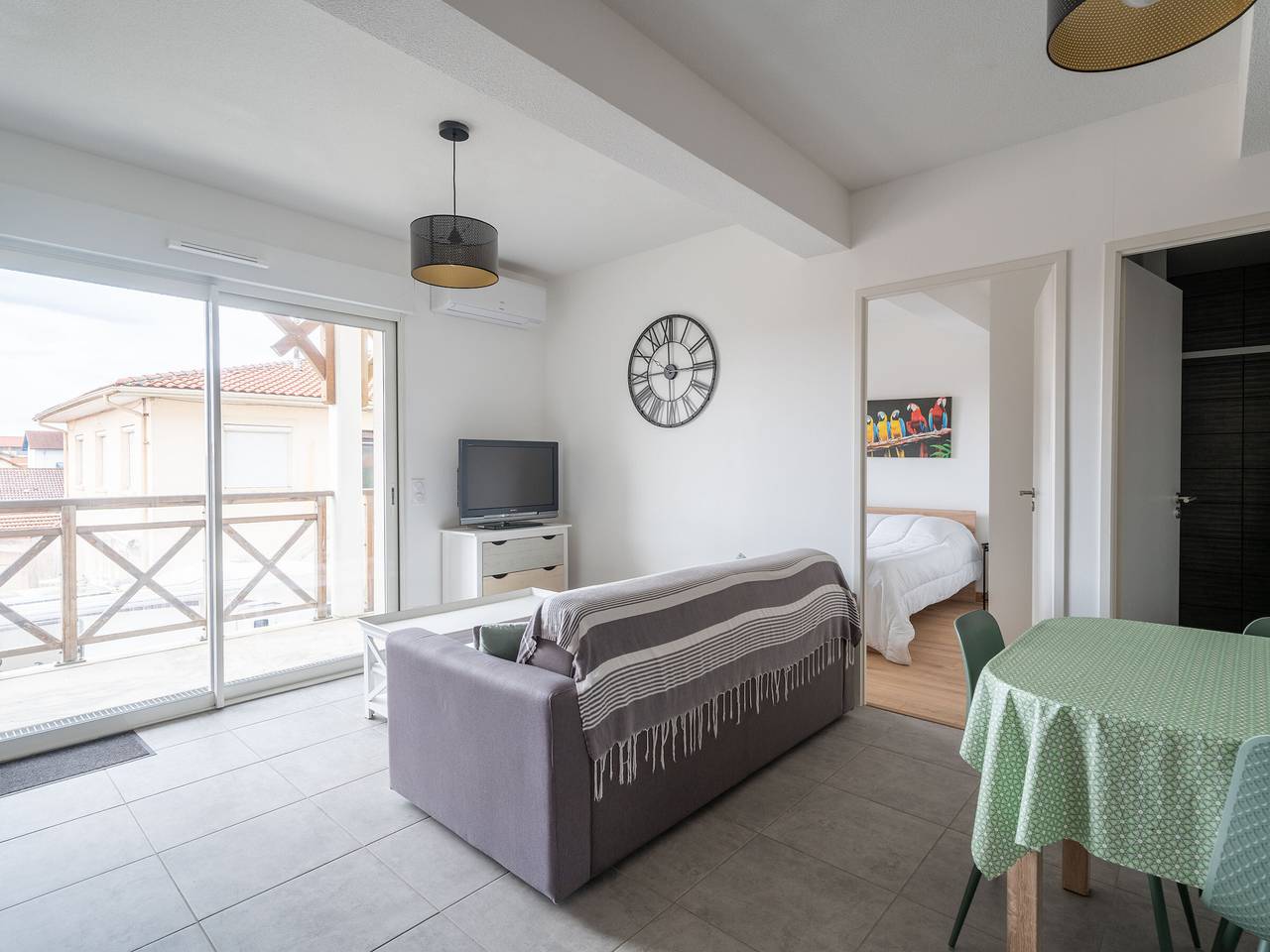 Appartement entier, Appartement moderne à 50m de l'océan, pour 4, avec parking à Mimizan Plage in Mimizan Plage, Mimizan