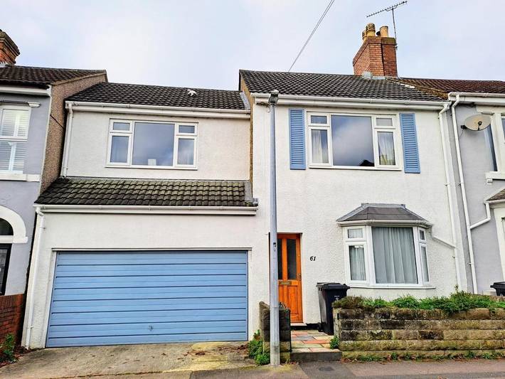 Holiday rental for 8 people, with Terrace and Garden in Swindon