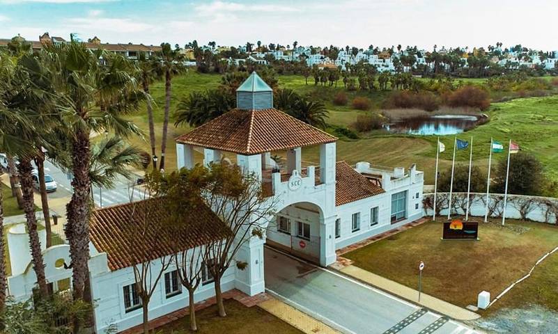 Chalet para 15 personas, con Balcón y Terraza además de Piscina y Vistas en Sanlúcar de Barrameda