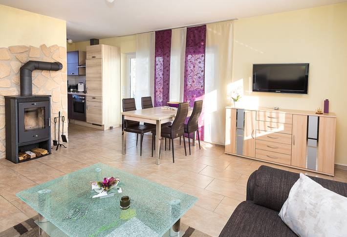 Ferienwohnung für 4 Personen, mit Seeblick und Terrasse sowie Garten an der Müritz - 3