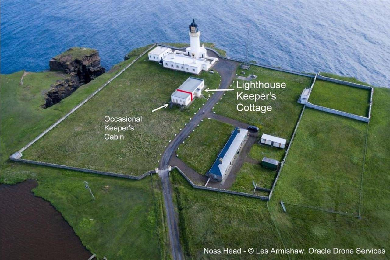 Self-catering Lighthouse Keeper's Cottage on the Nc500 in Wick, Highlands