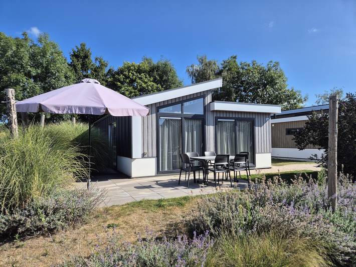 Ferienhaus für 6 Personen, mit Balkon/Terrasse und Terrasse sowie Garten