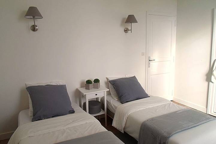 Location de vacances pour 40 personnes, avec piscine à Bourrou - 3