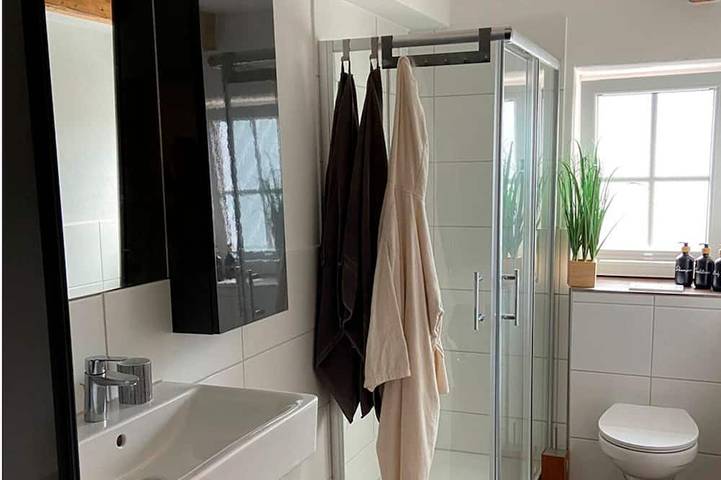 Ganze Wohnung, Ferienwohnung 85qm im 1. Stock mit Balkon in Pleystein, Naturpark Nördlicher Oberpfälzer Wald