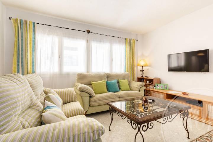 Apartamento entero, Apartamento de vacaciones para 2 personas con jardín in Atamaría, Cartagena