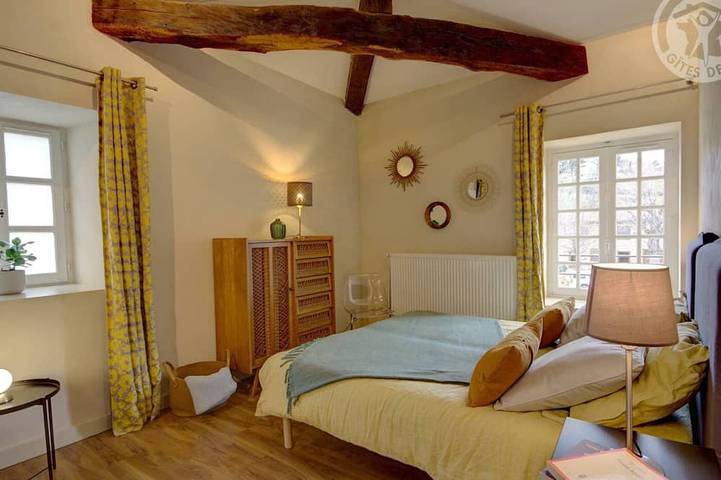 Gîte pour 10 personnes, animaux acceptés à Sainte-Croix-en-Jarez - 3