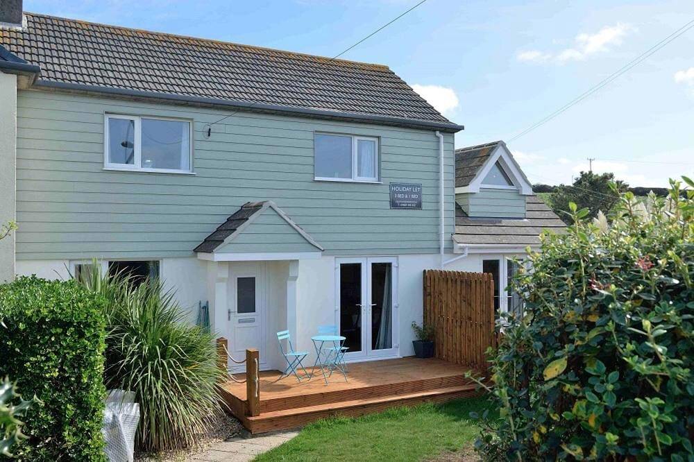 Three-Bedroom House in Perranporth, Cornwall