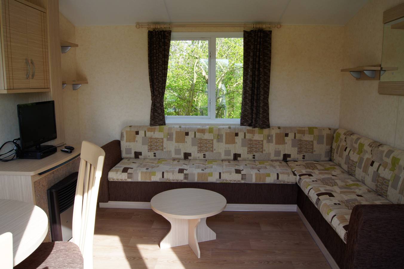 Grosses 4-Personen Ferienhaus auf Mini-Campingplatz nah das Veerse Meer und Oostkapelle in Oostkapelle, Walcheren