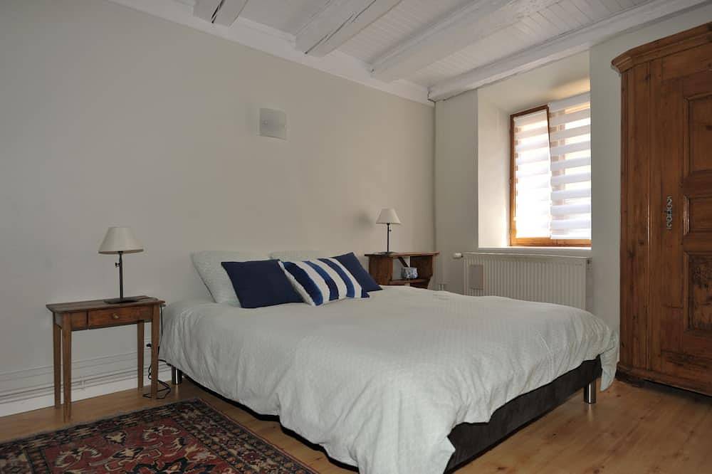 Lots of character, ideal location, lovely garden in Soultz-Haut-Rhin, Parc naturel régional des Ballons des Vosges