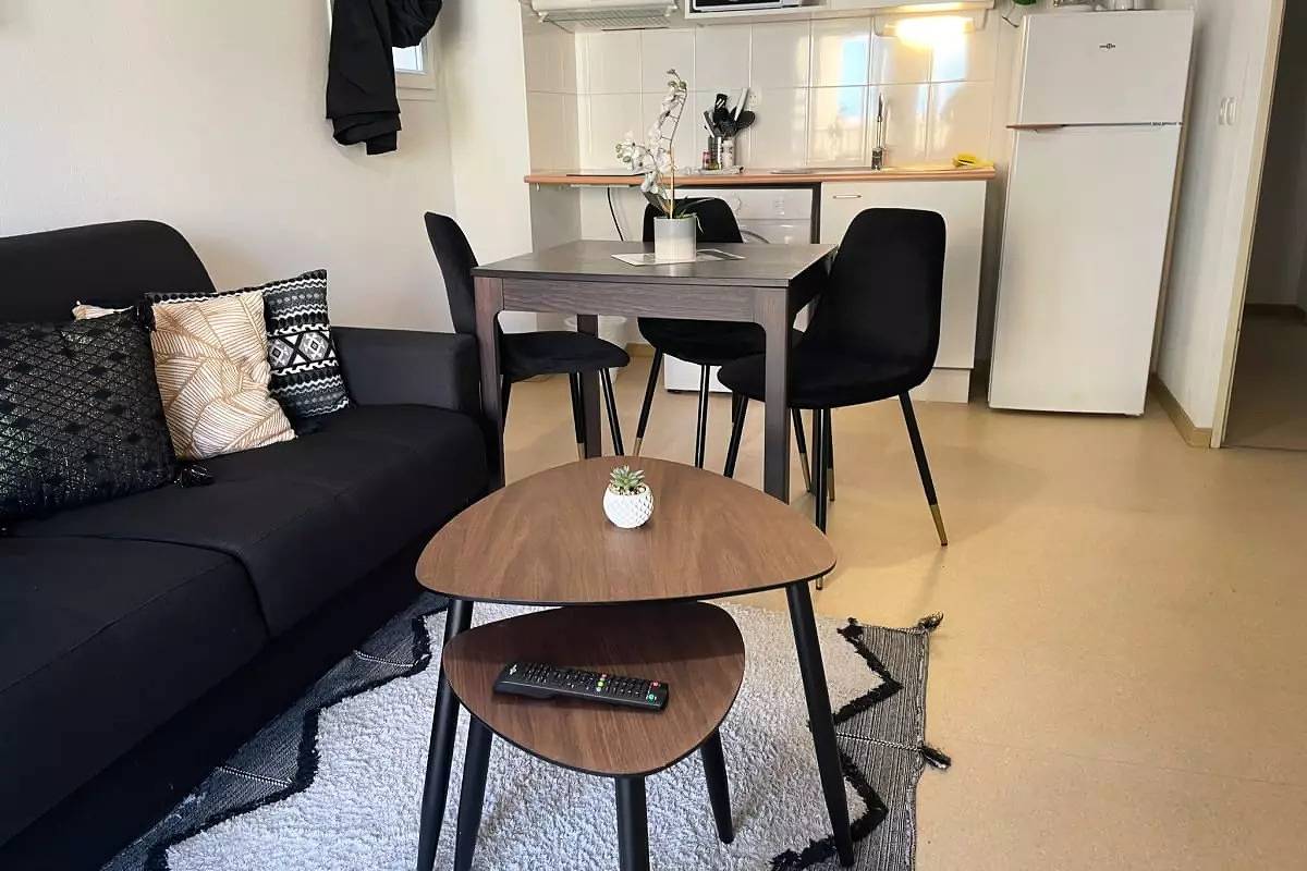 Entire apartment, Apartments for 4 Persons in Avène, Lodève region