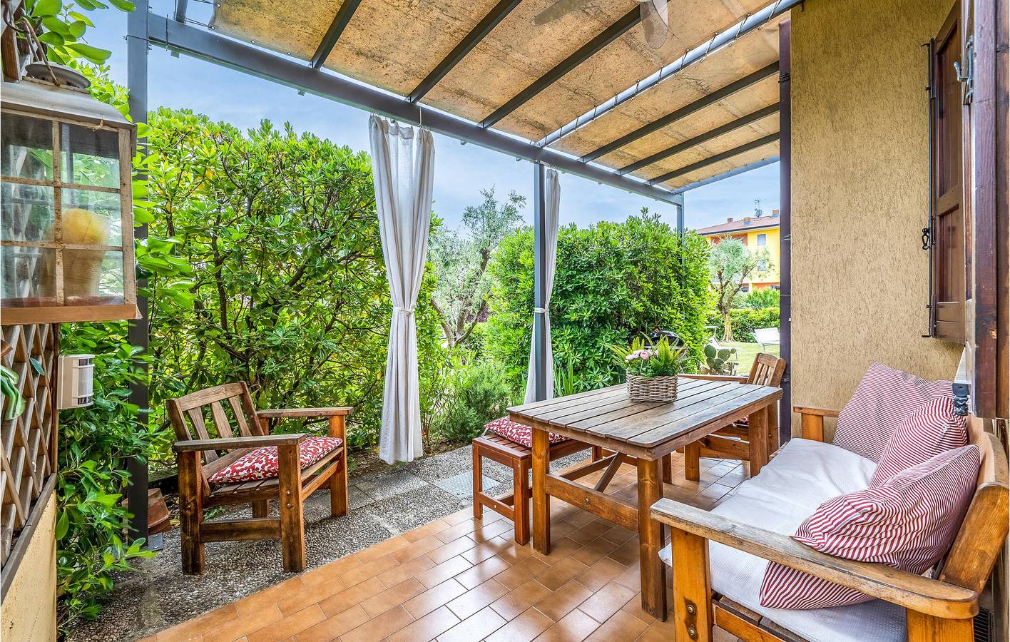 110m² Apartment Near Lake Garda - WiFi & More! in Rivoltella del Garda, Desenzano del Garda