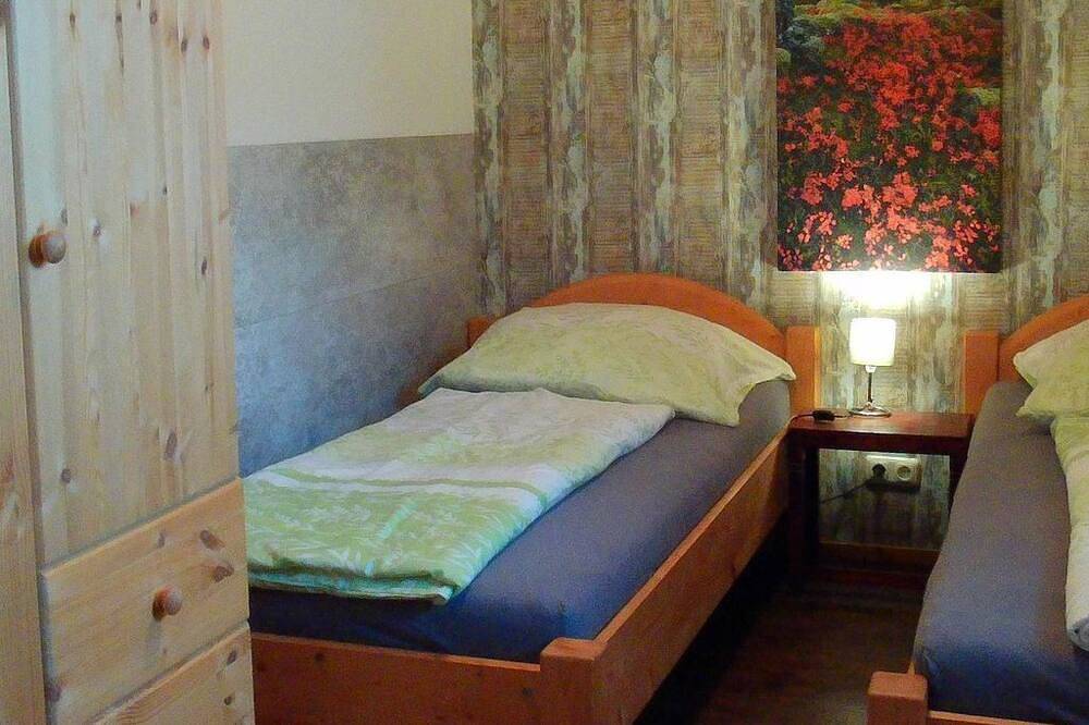 Ganze Wohnung, Apartment Alpenstille Flattnitz - Appartement/Fewo, Toilette und Bad/Dusche in Flattnitz, Glödnitz