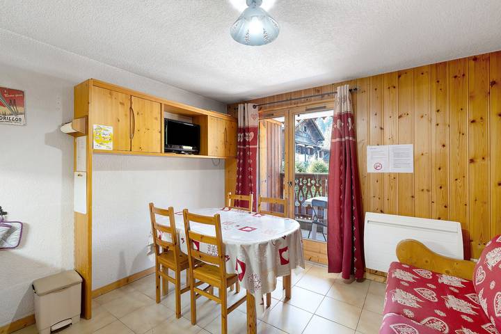 Hel lejlighed, Central Studio – Sleeps 4, Mountain View & Balcony in Station de Morillon, Grand Massif