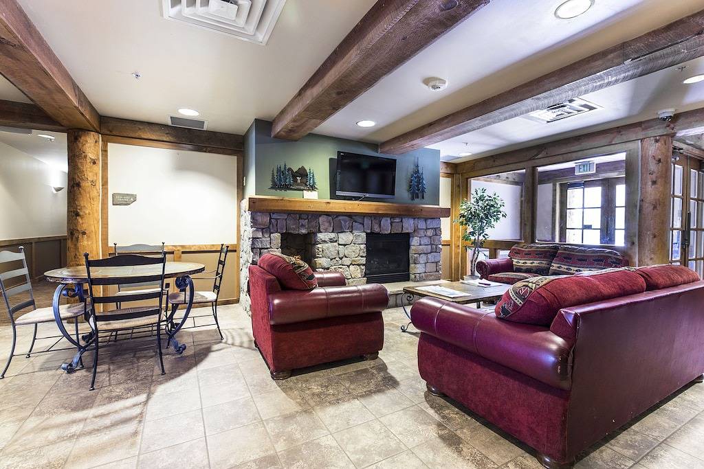 Ganze Wohnung, ** Neues Angebot ** Penthouse mit Kingsize-Bett, Premium-Bettwäsche, aktualisierte Küche in Arapahoe Basin