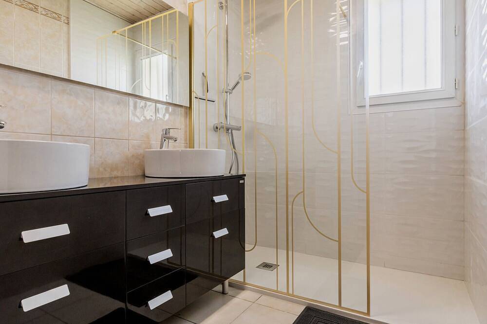 Casa tradicional, cerca de playas, Wifi, jardín in Bourgneuf-en-Retz, Valle del Loira