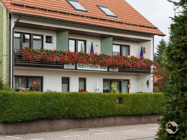 Hotel Pension Heidi - Einzelzimmer mit Dusche/Bad in Dobel, Nordschwarzwald