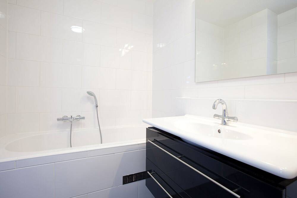 Entire apartment, Stylish Harborfront Escape in Scheveningen, Den Haag