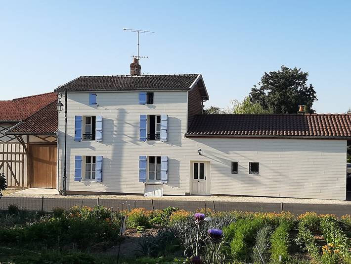Gîte pour 6 personnes, avec Terrasse et Jardin