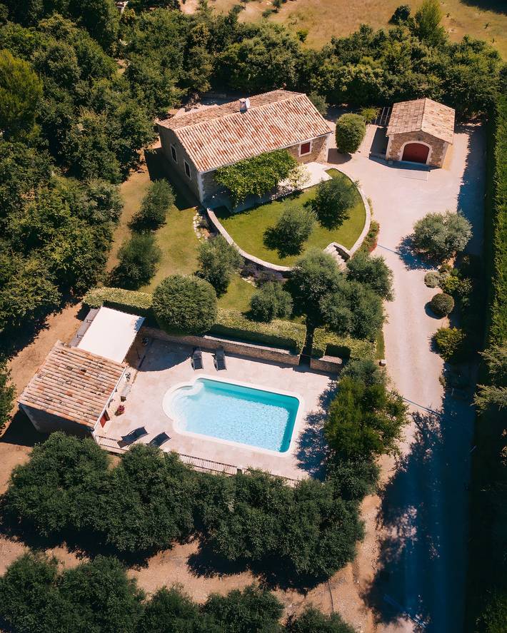 Villa 'Maison Lioux Parc Du Luberon' con terraza privada, jardín privado y Wi-Fi in Lioux, Parque natural regional del Luberon
