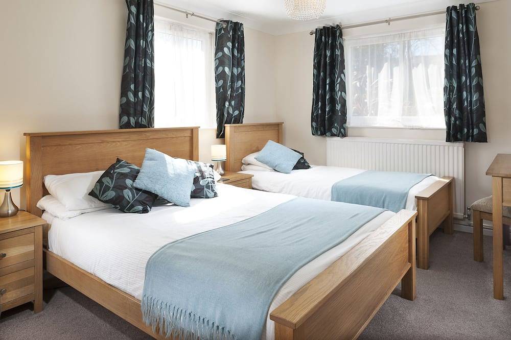 Ganze Wohnung, Trevose - Apartment mit einem Schlafzimmer in einem ruhigen Dorf am Meer. in Gwithian, Cornwall