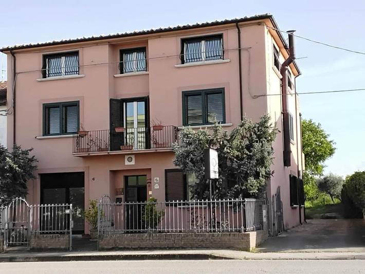 Agriturismo per 2 persone, con panorama e terrazza nonché giardino in Provincia di Chieti