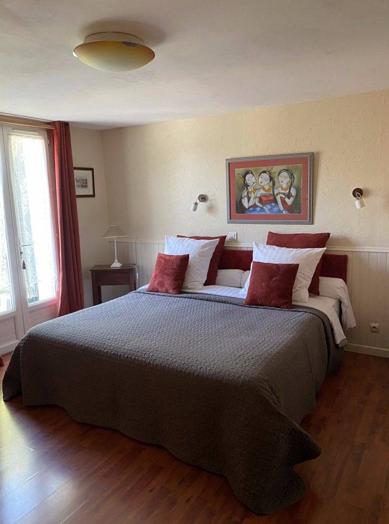 La Maison de Brian et Christiane - Chambre"Abricot" in Loury, Région d'Orléans