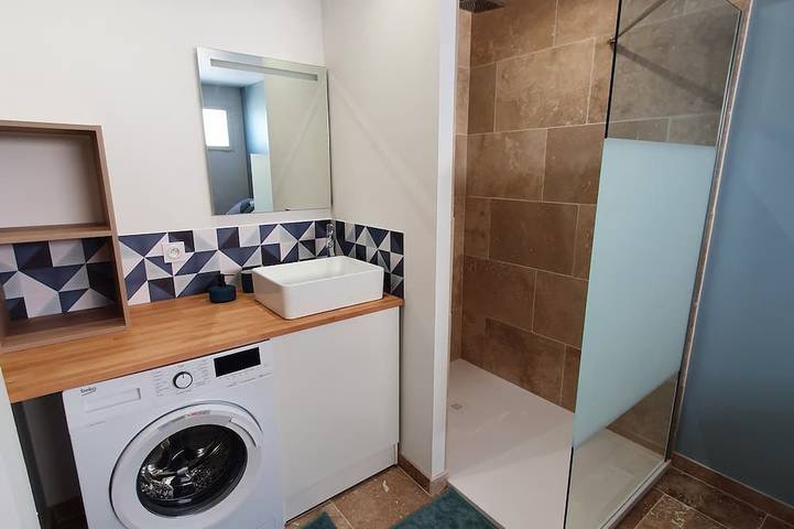 Gîte pour 4 personnes, avec jacuzzi à Jonquerettes - 4