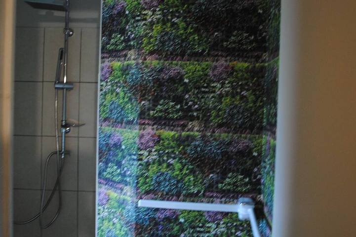 Gîte pour 2 personnes, avec jacuzzi et piscine ainsi que jardin et sauna dans Montlegun - 3