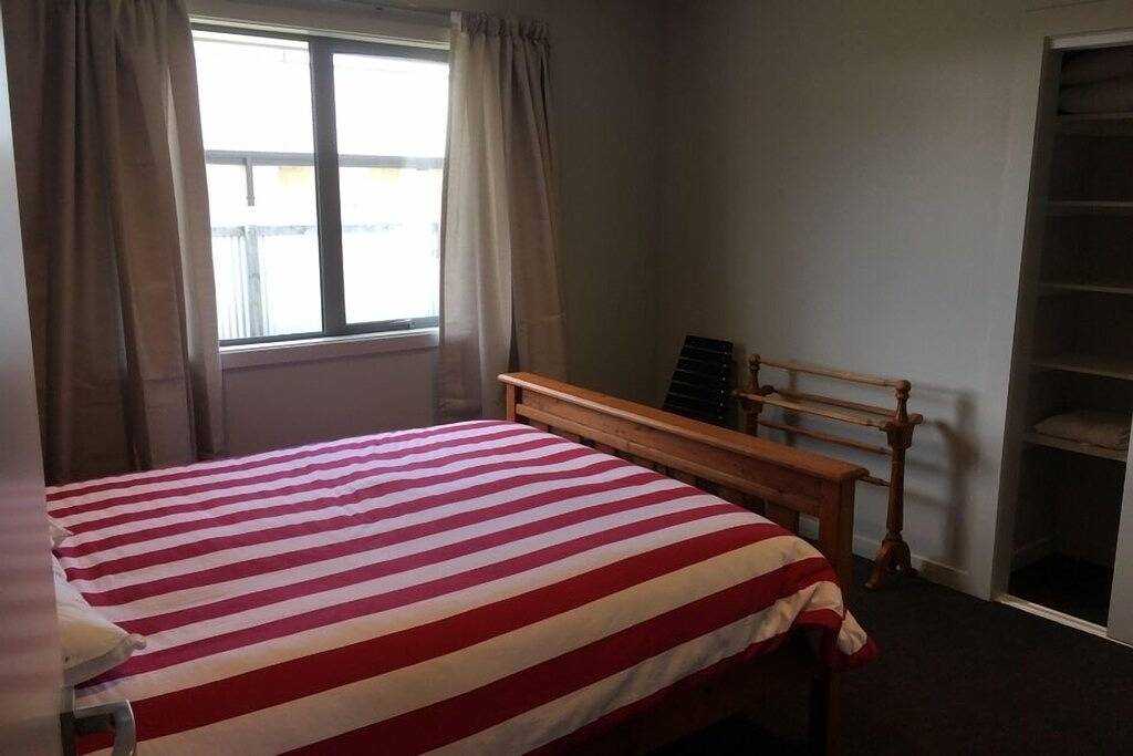 Modernes Ferienhaus mit 4 Schlafzimmern. Unbegrenztes Wifi in Twizel, Mackenzie District