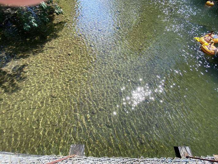 Blockhütte für 4 Personen, mit Whirlpool und Garten sowie Balkon - 1